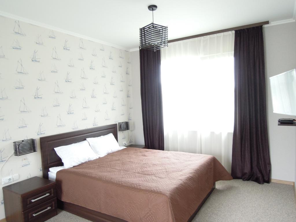 Hotel Yacht Club Mayak Dnistrivka Cameră foto
